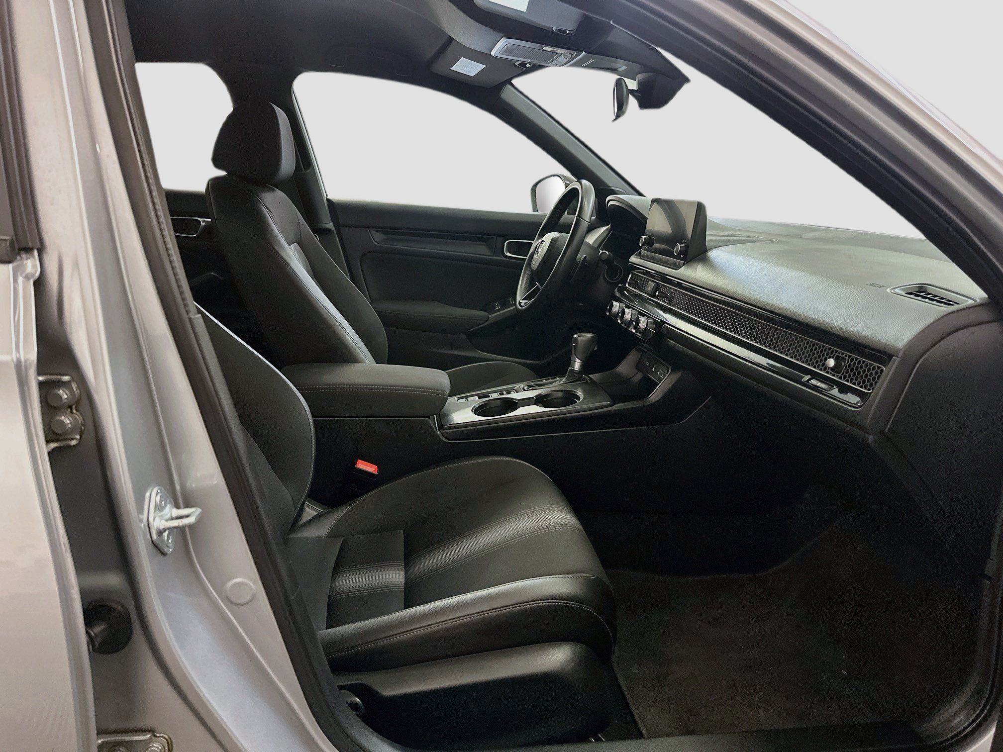 Used 2025 Honda Civic Sport image 31