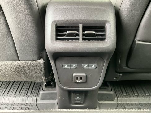 Used 2020 GMC Terrain Denali w/ Denali Premium Package FWD image 23