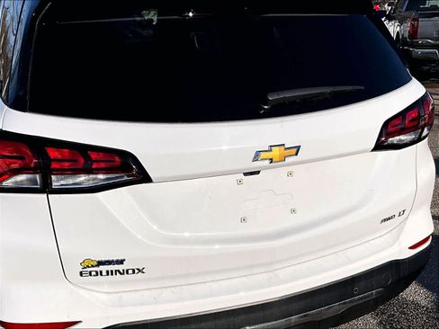 Used 2023 Chevrolet Equinox LT image 26