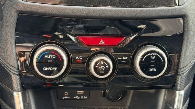 Used 2024 Subaru Forester Premium AWD/4WD image 21