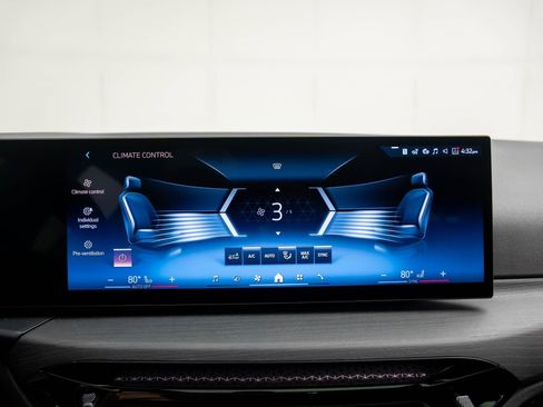 New 2026 BMW 330i xDrive Sedan image 26