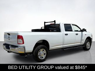 Used 2022 RAM 3500 Tradesman w/ Chrome Appearance Group AWD/4WD video 3