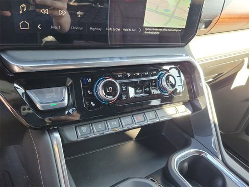 New 2026 GMC Sierra 2500 Denali Ultimate w/ Max Trailering Package image 26