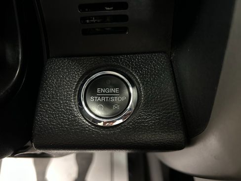 Used 2017 Ford F250 Lariat w/ Lariat Ultimate Package image 14