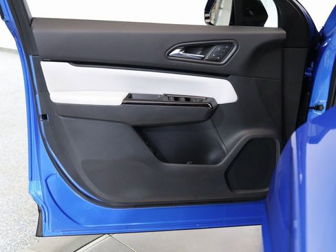 Used 2025 Honda Prologue Touring image 11