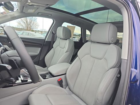 Certified 2023 Audi Q5 2.0T Premium Plus w/ Premium Plus Package image 15