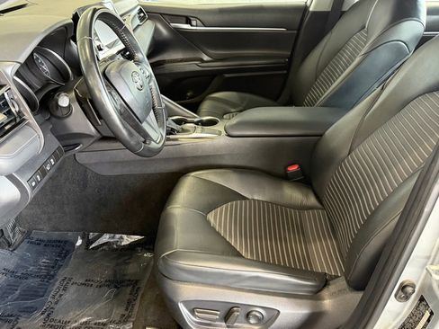 Used 2023 Toyota Camry SE image 17