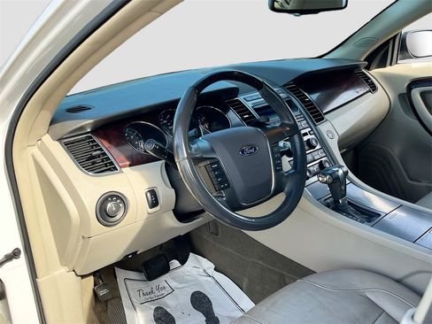 Used 2012 Ford Taurus Limited image 8