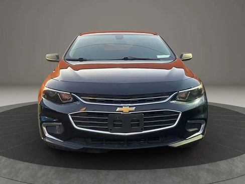 Used 2017 Chevrolet Malibu LS image 3