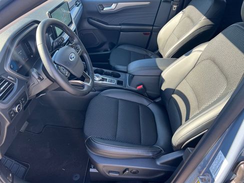 New 2026 Ford Escape PHEV image 32