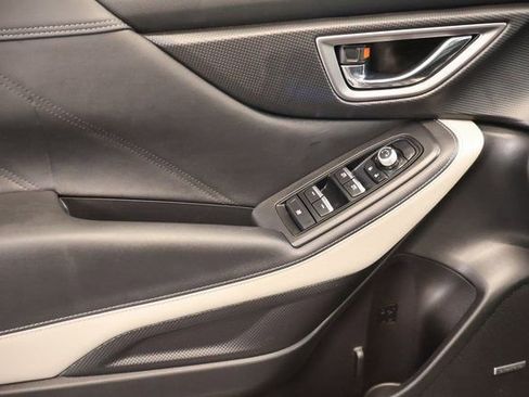 Certified 2023 Subaru Forester Limited image 9