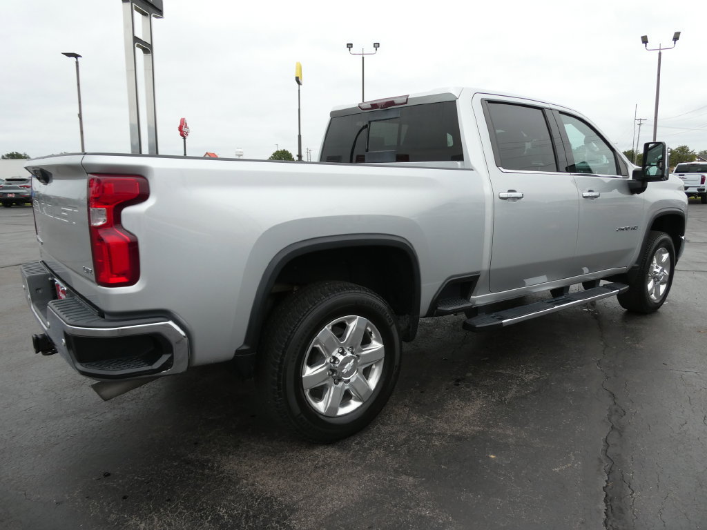 Certified 2020 Chevrolet Silverado 2500 LTZ w/ Technology Package AWD/4WD image 5