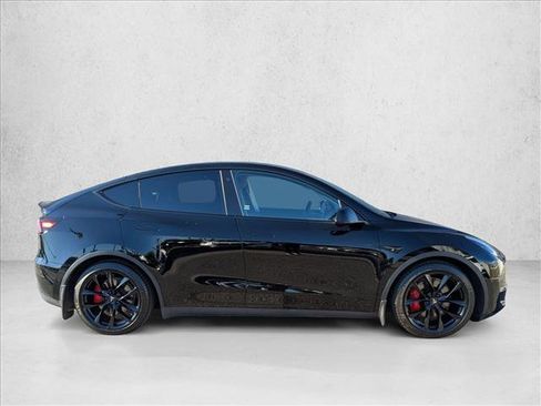 Used 2020 Tesla Model Y Performance image 4