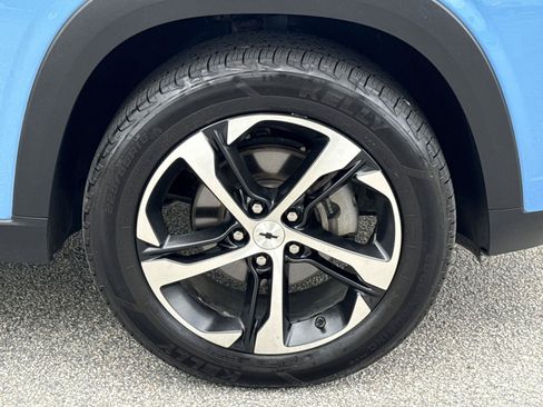 Used 2024 Chevrolet Trax RS w/ Driver Confidence Package FWD image 11