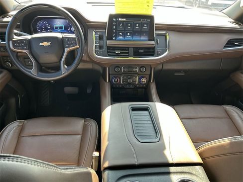 Used 2024 Chevrolet Tahoe High Country w/ Advanced Technology Package image 2