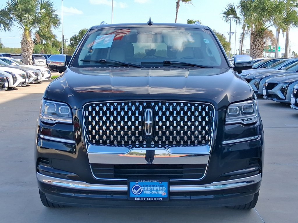 Used 2023 Lincoln Navigator L Black Label AWD/4WD image 2