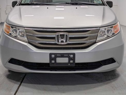 Used 2012 Honda Odyssey LX image 2