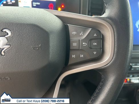 Used 2024 Ford Bronco Badlands image 19