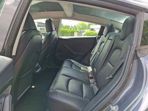 Used 2023 Tesla Model 3 Standard Range RWD image 12