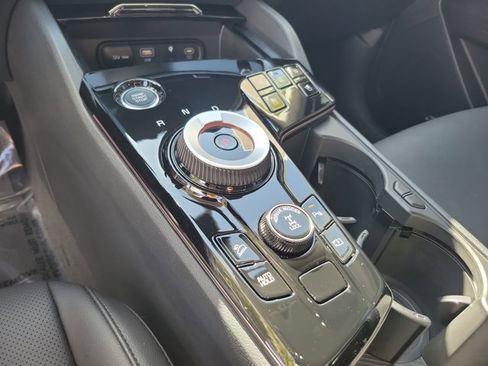 Used 2024 Kia Sportage SX Prestige image 31