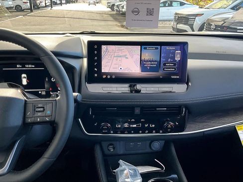 New 2026 Nissan Rogue Platinum image 6