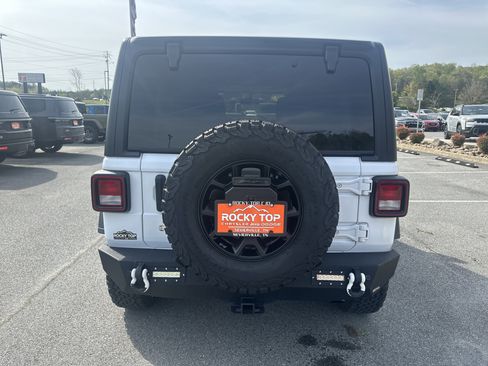 Used 2020 Jeep Wrangler Unlimited Sport AWD/4WD image 9