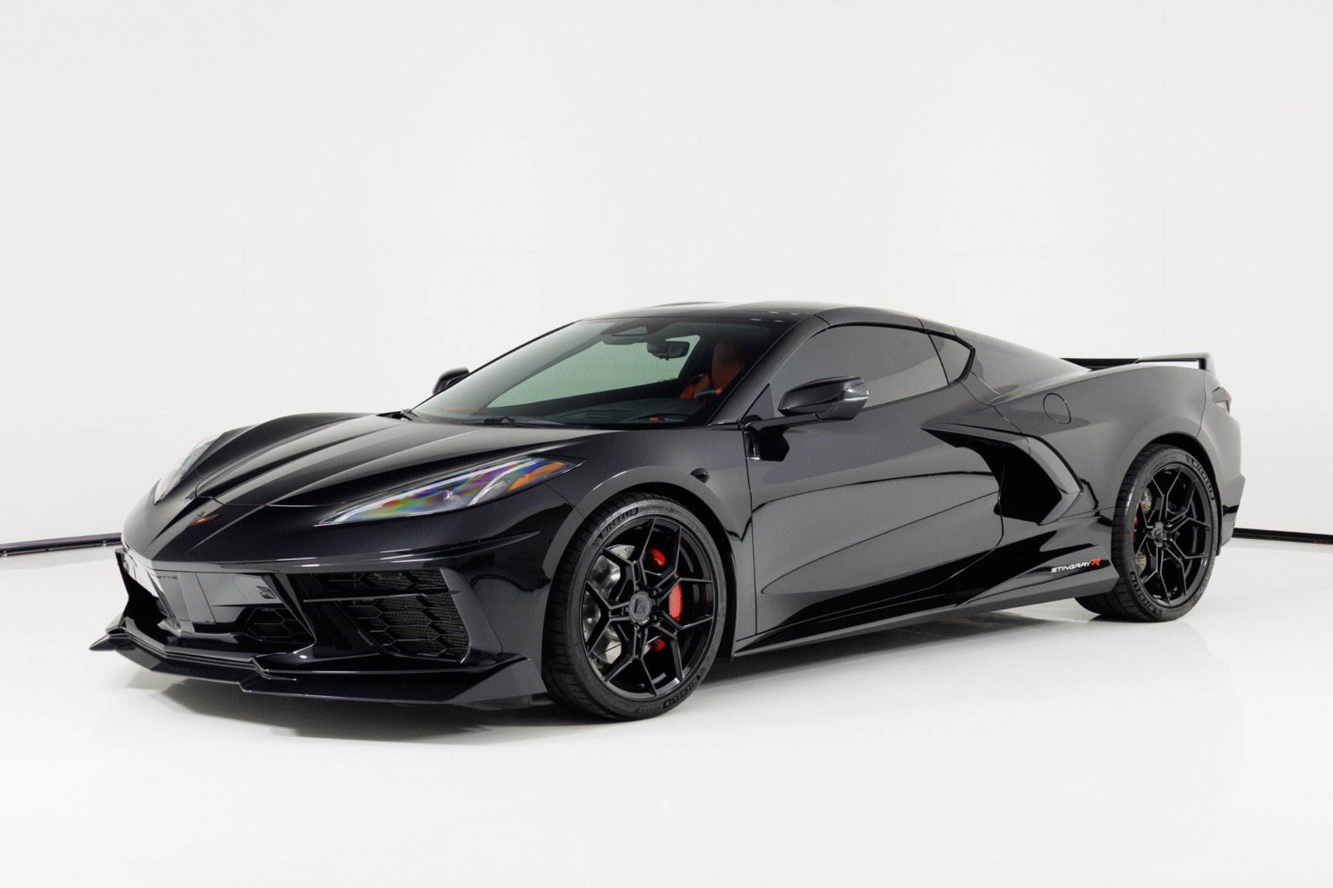 Used 2024 Chevrolet Corvette Stingray Premium Cpe w/ Z51 Performance Package RWD image 8