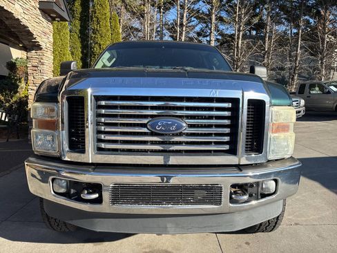 Used 2010 Ford F250 XLT image 8