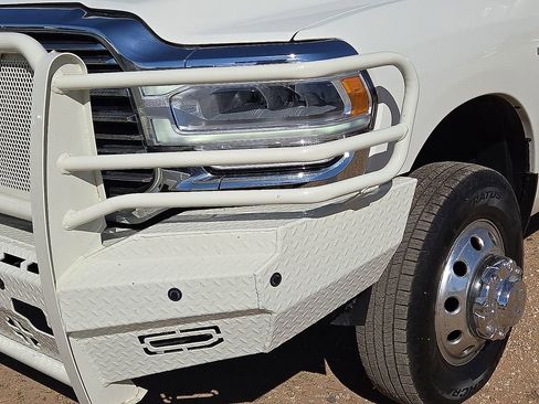 Used 2024 RAM 3500 Laramie image 10