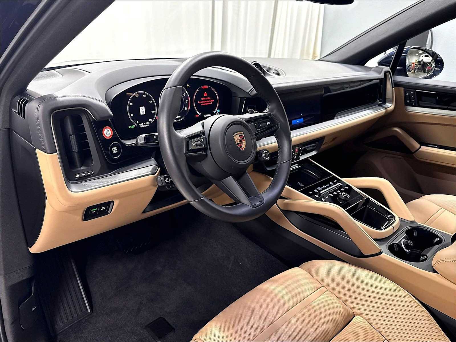 Used 2026 Porsche Cayenne Coupe AWD/4WD image 7