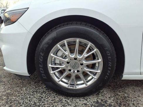 Used 2018 Chevrolet Malibu LS image 38