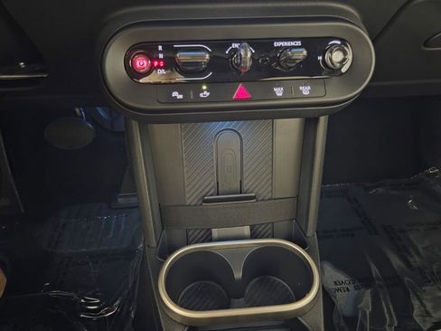 Used 2025 MINI Cooper S image 18