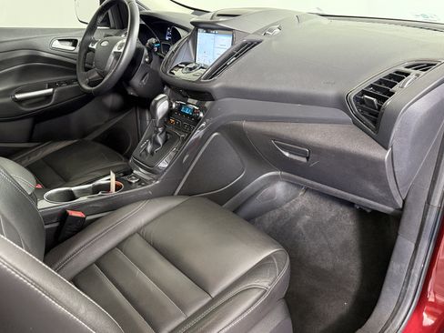 Used 2016 Ford Escape Titanium w/ Equipment Group 301A image 9