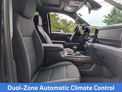 Used 2025 Chevrolet Silverado 1500 LT Trail Boss w/ LPO, Dark Essentials Package AWD/4WD image 29
