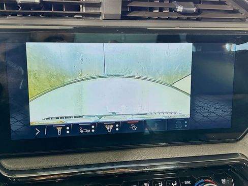 Used 2024 GMC Sierra 1500 AT4 image 50