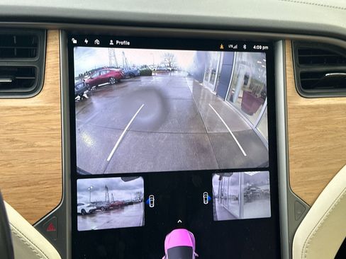 Used 2018 Tesla Model X 100D image 18