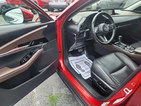 Used 2022 MAZDA CX-30 AWD 2.5 S w/ Premium Package image 19