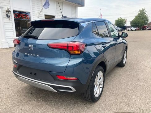 Used 2024 Buick Encore GX Preferred AWD/4WD image 5