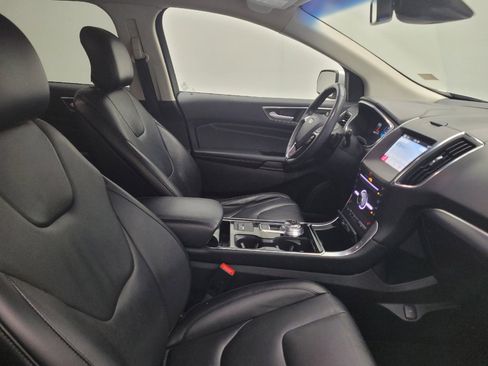 Used 2019 Ford Edge Titanium AWD/4WD image 21