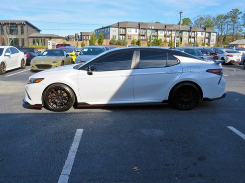 Used 2023 Toyota Camry XSE image 10