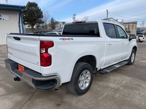 Used 2023 Chevrolet Silverado 1500 LT image 17