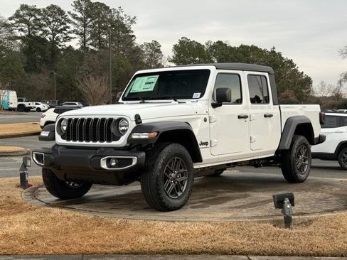 New 2026 Jeep Gladiator Sport AWD/4WD image 3