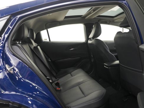 Used 2025 Toyota Prius Limited image 11