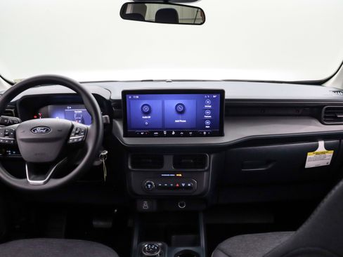New 2025 Ford Maverick XL image 15