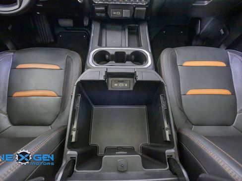Used 2023 GMC Sierra 2500 AT4 w/ AT4 Preferred Package AWD/4WD image 34