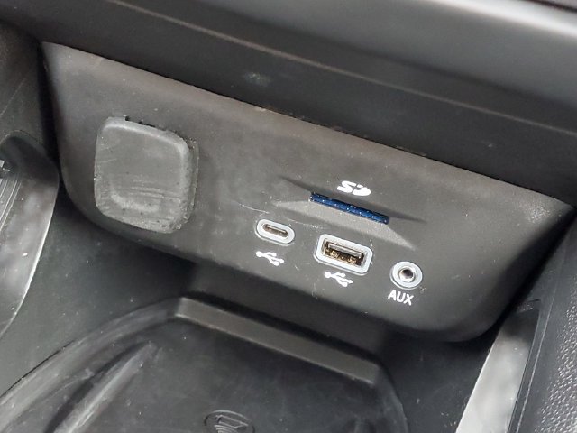 Used 2023 Chevrolet TrailBlazer ACTIV w/ Sun and Liftgate Package AWD/4WD image 22