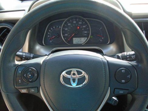 Used 2014 Toyota RAV4 XLE AWD/4WD image 15