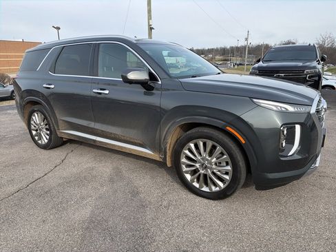 Used 2020 Hyundai Palisade Limited image 3