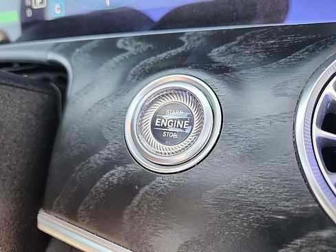 Used 2022 Mercedes-Benz E 450 Cabriolet image 35