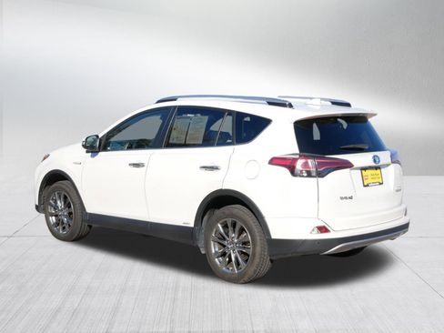 Used 2018 Toyota RAV4 Limited image 5